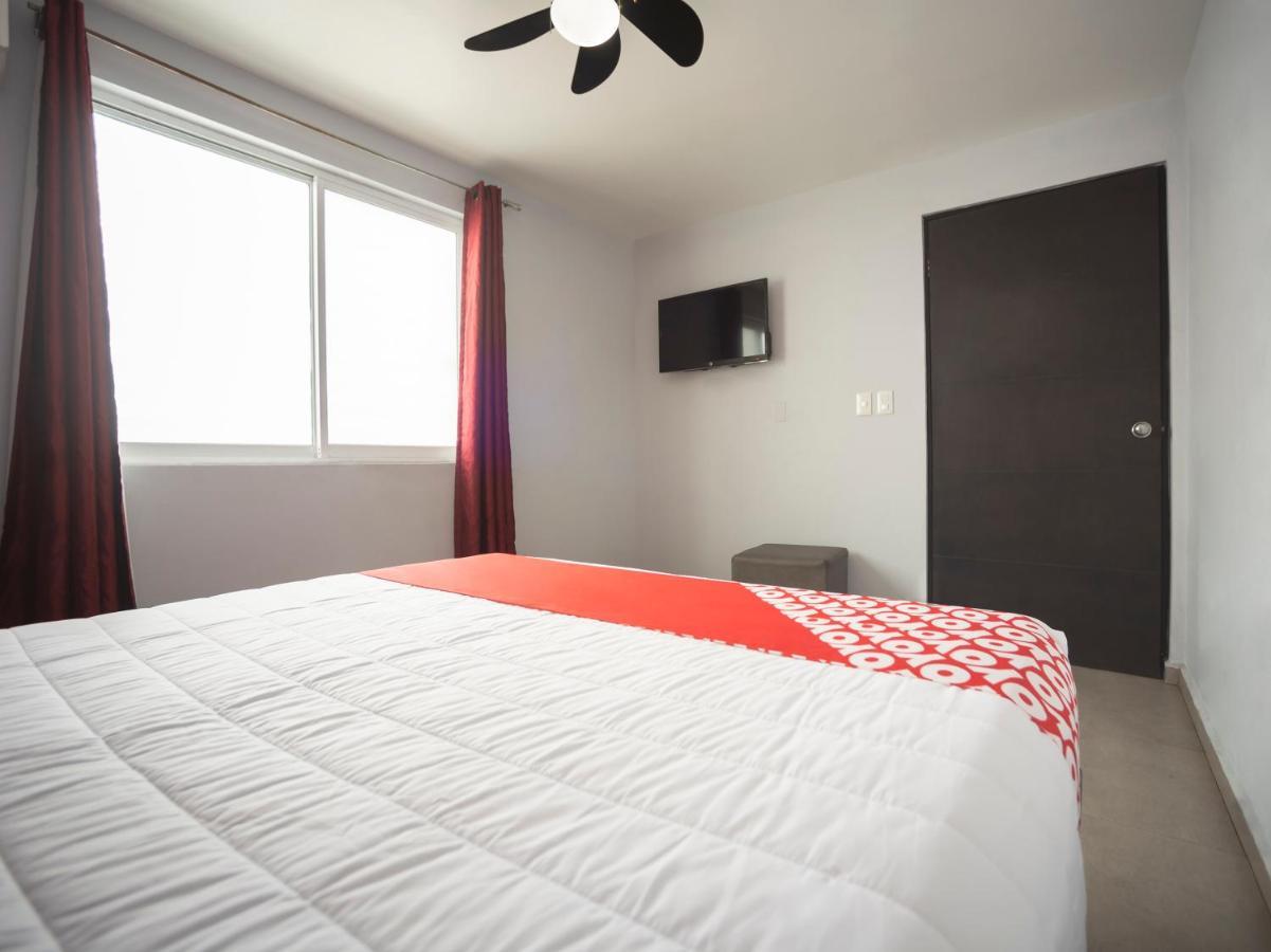 Adhoc Express Hotel Monterrey Luaran gambar
