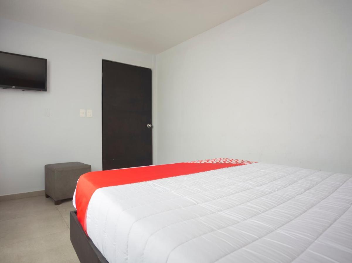 Adhoc Express Hotel Monterrey Luaran gambar